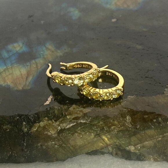 Gold Vermeil Sterling Silver 925 Round Peridot Small Huggie Hoop Earrings - Picture 7 of 16